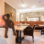 Fortuna Hotel 3*